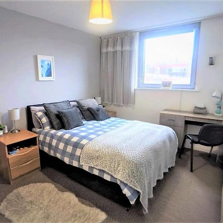Lovely Guest Rooms In City Centre Liverpool Exterior foto