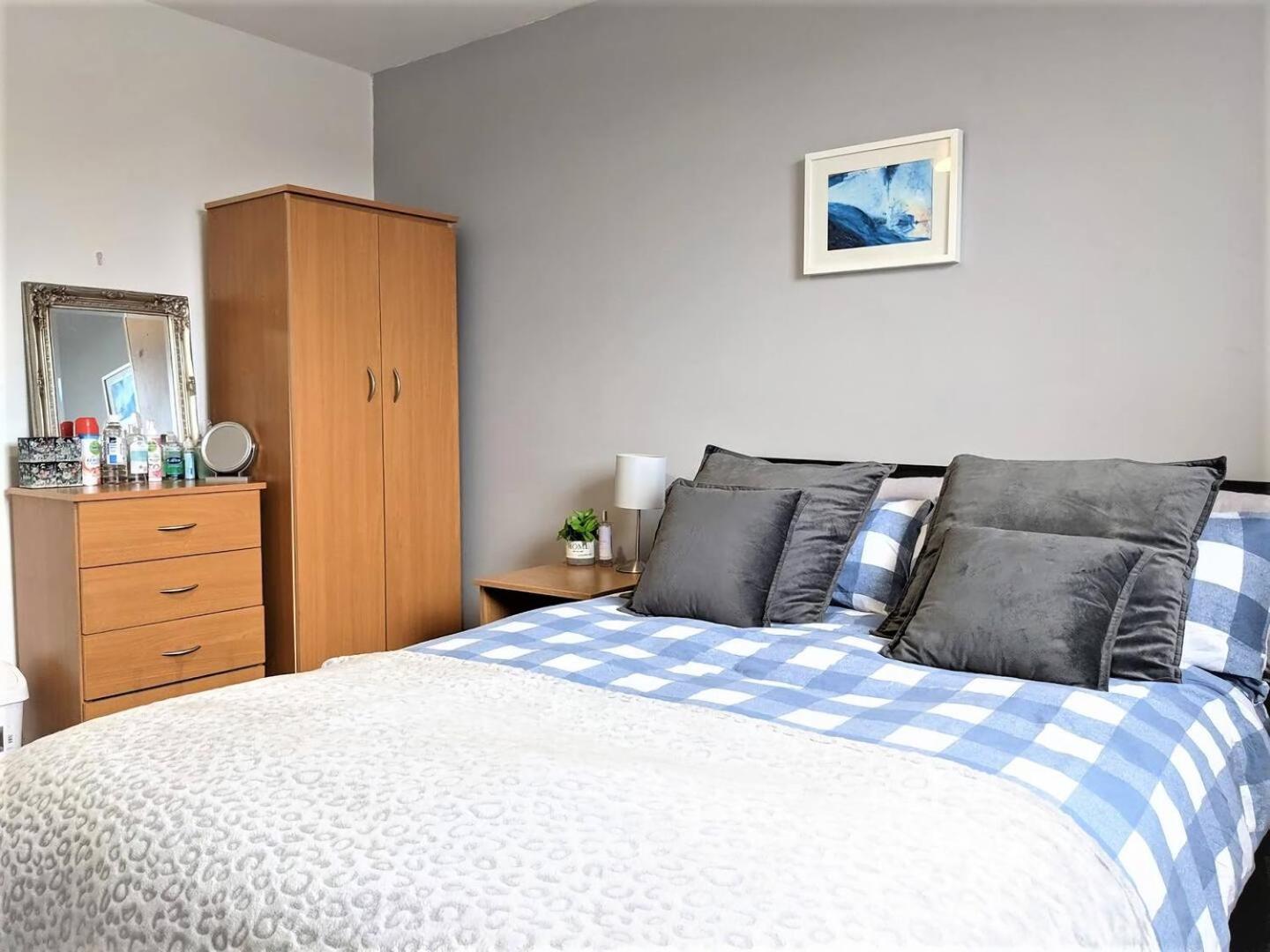Lovely Guest Rooms In City Centre Liverpool Exterior foto