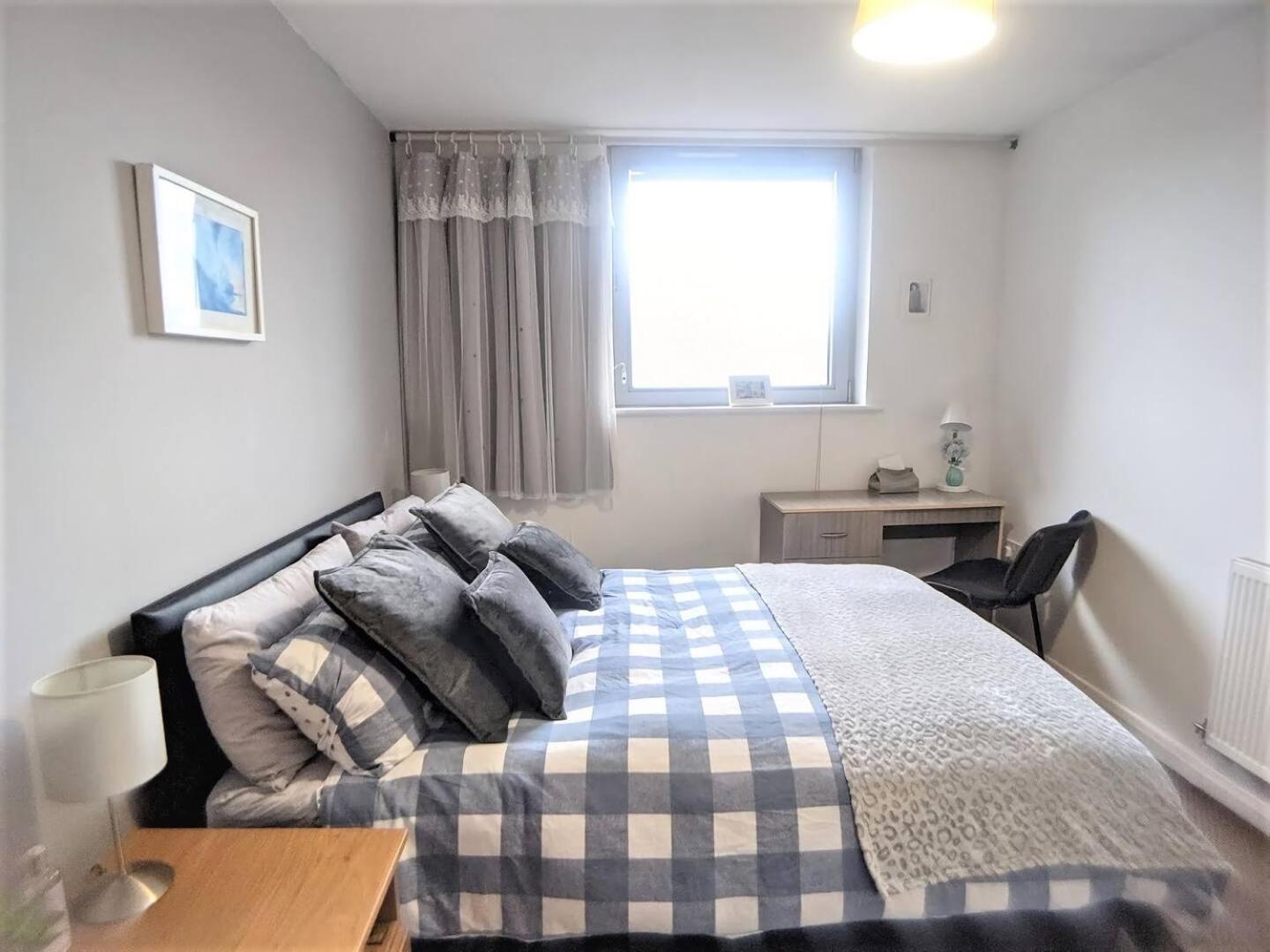 Lovely Guest Rooms In City Centre Liverpool Exterior foto