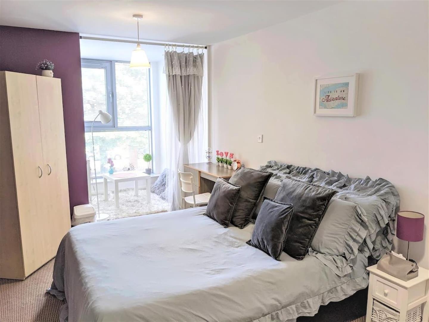 Lovely Guest Rooms In City Centre Liverpool Exterior foto