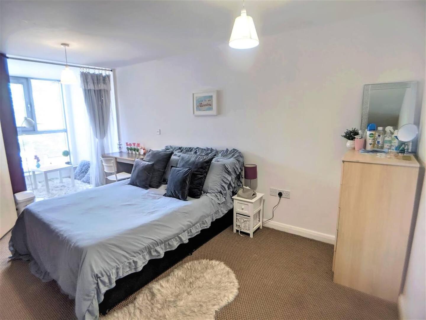 Lovely Guest Rooms In City Centre Liverpool Exterior foto